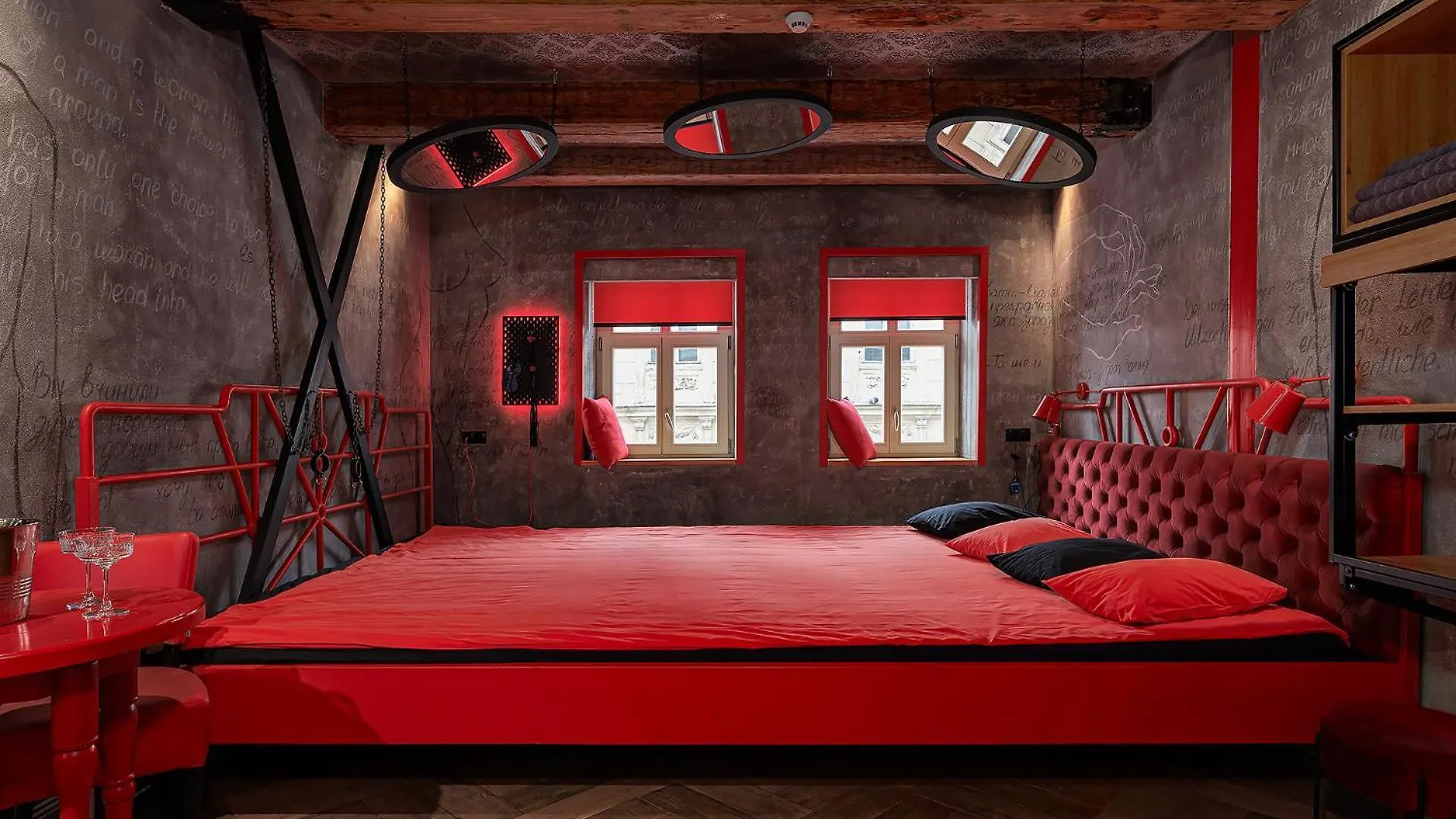 Masoch. Hotel & Cafe إلفيف