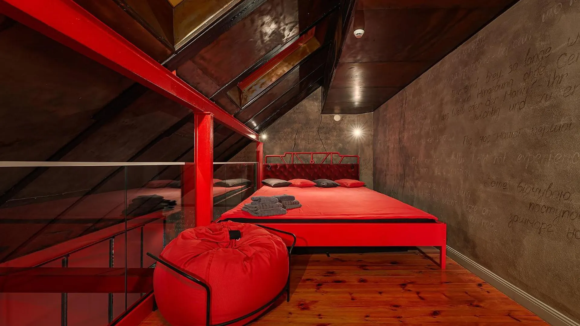 Masoch. Hotel & Cafe Lviv Ukrayna